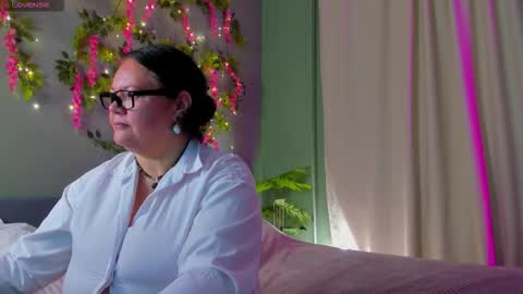 Snapshot of sandra__jackson chatting on 7, 11, 2025 sandra__jackson online show from 7, 11, 2025