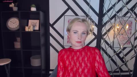 Sandra online show from 11, 2, 2025