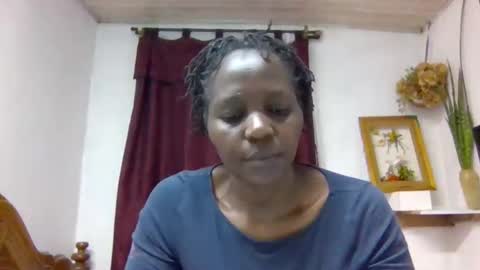 Snapshot of sandra_milly chatting on 23, 4, 2026 sandra online show from 23, 4, 2026