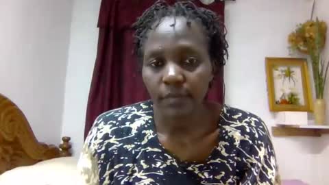 Snapshot of sandra_milly chatting on 1, 5, 2026 sandra online show from 1, 5, 2026