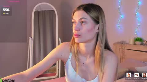 sandraa_anderson online show from 13, 4, 2026