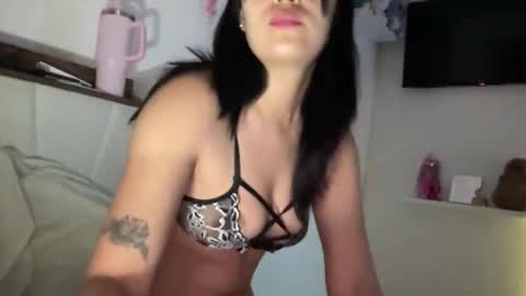 Snapshot of sandrabreeze chatting on 16, 5, 2026 SANDRABREEZE online show from 16, 5, 2026
