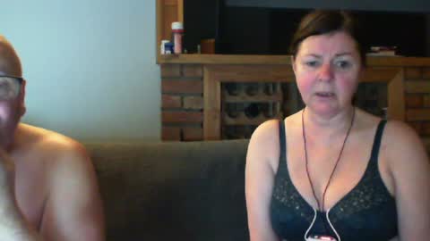 Snapshot of sanroom chatting on 22, 1, 2025 sanroom online show from 22, 1, 2025