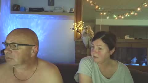 Snapshot of sanroom chatting on 13, 11, 2025 sanroom online show from 13, 11, 2025