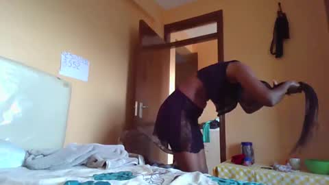 santalicious online show from 14, 4, 2026