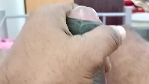 Snapshot of santhoshlees chatting on 3, 12, 2025 Harder online show from 3, 12, 2025