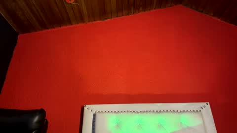 Snapshot of santi_fabulous chatting on 18, 12, 2024 santi_fabulous online show from 18, 12, 2024