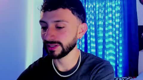 Santi online show from 8, 7, 2026