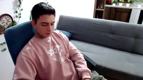 santi_ss online show from 5, 4, 2026