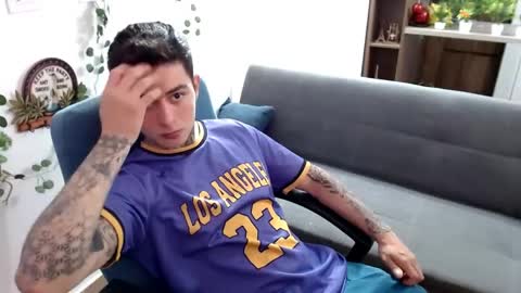 santi_ss online show from 8, 4, 2026