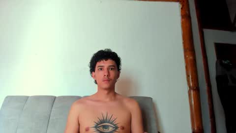 santi_twink19 online show from 24, 5, 2026