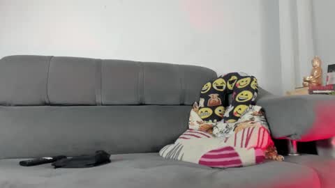Snapshot of santi_xximo chatting on 18, 10, 2025 Santiago online show from 18, 10, 2025