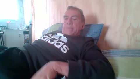 Snapshot of santiago_n chatting on 8, 5, 2026 santiago_n online show from 8, 5, 2026