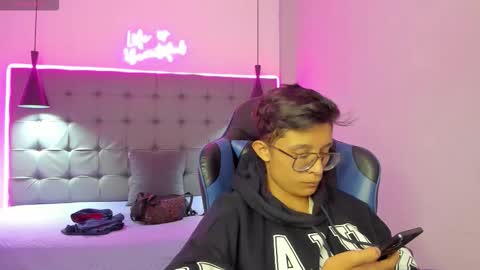 santiago_russo18 online show from 24, 2, 2026