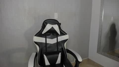 Julius Novachrono  online show from 21, 10, 2025