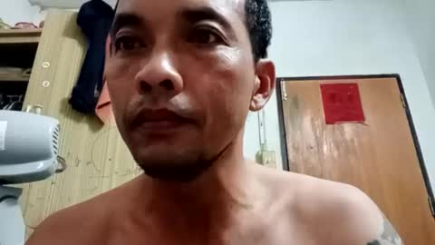 Snapshot of santichai561323 chatting on 3, 2, 2025 santichai561323 online show from 3, 2, 2025