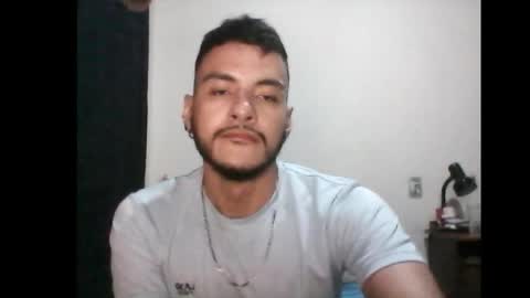 Snapshot of santiexxx chatting on 25, 9, 2025 santiexxx online show from 25, 9, 2025