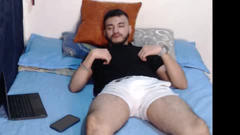 Snapshot of santiexxx chatting on 11, 10, 2025 santiexxx online show from 11, 10, 2025