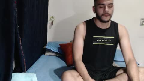 Snapshot of santiexxx chatting on 30, 10, 2025 santiexxx online show from 30, 10, 2025