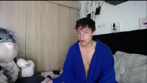 Snapshot of santii_rose chatting on 6, 11, 2025 Santii online show from 6, 11, 2025