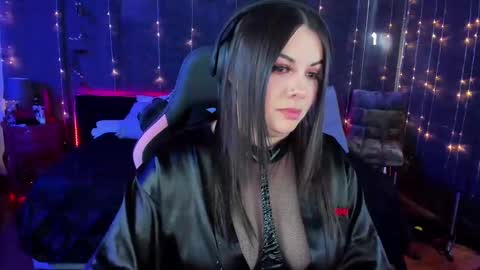 Liah Santos online show from 31, 1, 2025