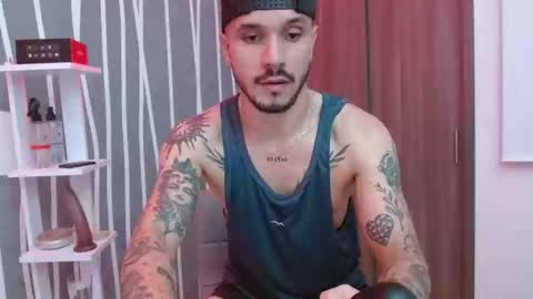 Santy Torres online show from 5, 12, 2025