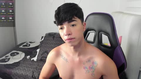 Snapshot of santy7u7 chatting on 8, 12, 2024 Mr. Santiago online show from 8, 12, 2024