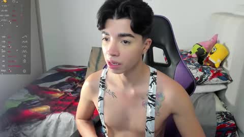 Snapshot of santy7u7 chatting on 18, 2, 2025 Mr. Santiago online show from 18, 2, 2025