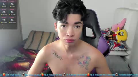 Snapshot of santy7u7 chatting on 2, 3, 2025 Mr. Santiago online show from 2, 3, 2025