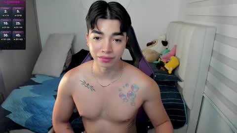 Snapshot of santy7u7 chatting on 26, 10, 2025 Mr. Santiago online show from 26, 10, 2025