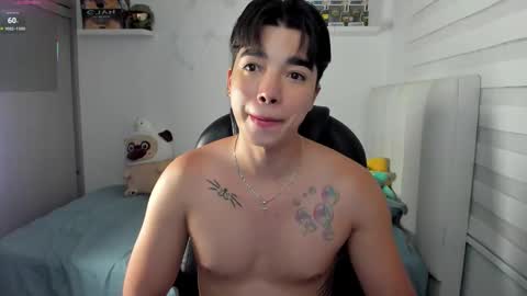 Snapshot of santy7u7 chatting on 5, 2, 2026 Mr. Santiago online show from 5, 2, 2026