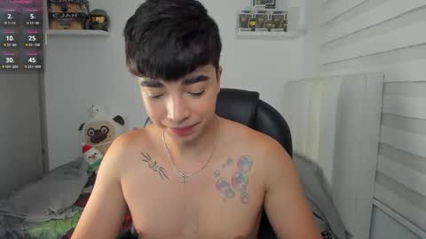 Mr. Santiago online show from 4, 4, 2026