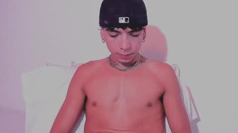 Snapshot of santy_0908 chatting on 2, 2, 2026 santy online show from 2, 2, 2026