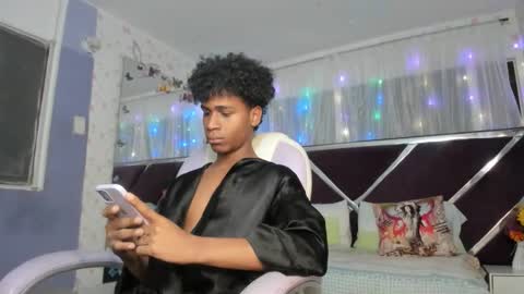 santy online show from 17, 3, 2026