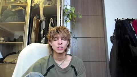 kitty online show from 19, 2, 2025