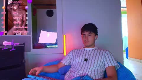 Santyago online show from 11, 11, 2025