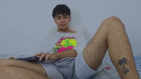 santybig18 online show from 4, 3, 2025