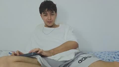 santybig18 online show from 7, 3, 2025