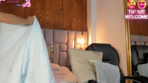 Saori  online show from 6, 3, 2025