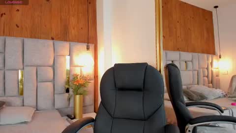 Saori  online show from 16, 9, 2025