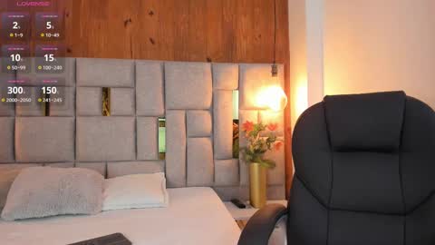 Saori  online show from 3, 10, 2025