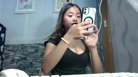 sapphire_amora online show from 6, 11, 2025