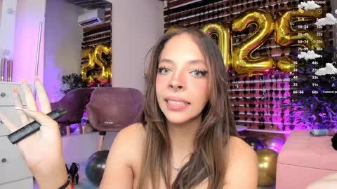 Snapshot of sapphire_venus chatting on 31, 12, 2024 Valerin online show from 31, 12, 2024