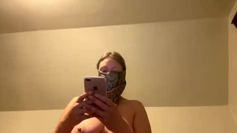 Snapshot of sapphirenyx69 chatting on 10, 9, 2025 Sapphire Nyx online show from 10, 9, 2025