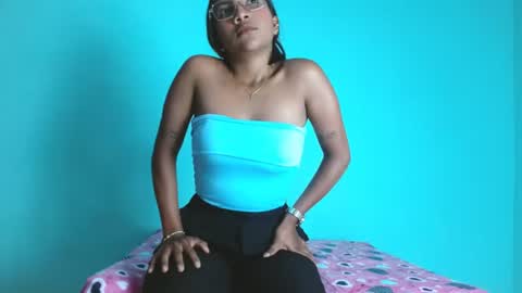 Snapshot of sara18noir chatting on 1, 8, 2026 SARA online show from 1, 8, 2026