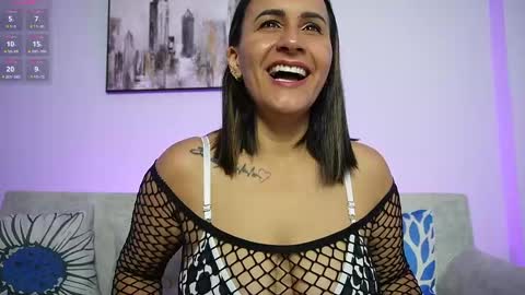   online show from 5, 3, 2025