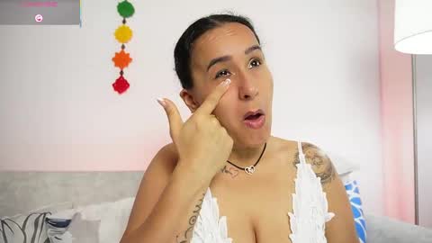   online show from 12, 2, 2026