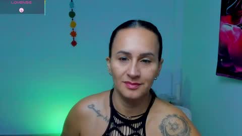 Snapshot of sara_charmy chatting on 8, 5, 2026 online show from 8, 5, 2026