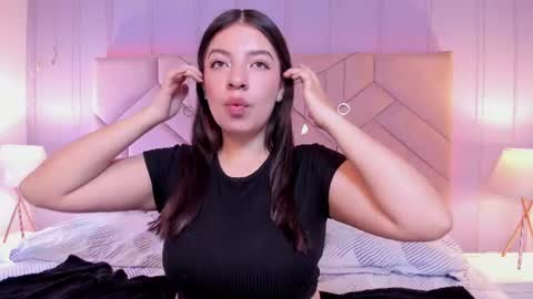 Sara  online show from 2, 7, 2026
