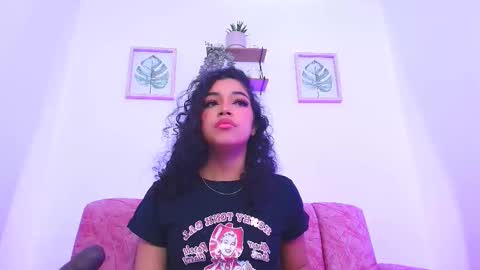 Sara Jhonson  online show from 22, 12, 2024